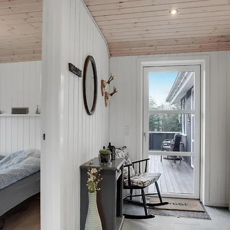 Semesterbostad 4 Bedroom In